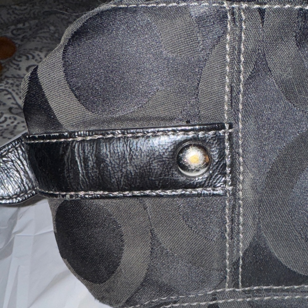 Coach Madison Maggie black sateen signature hobo bag - Picture 4 of 15